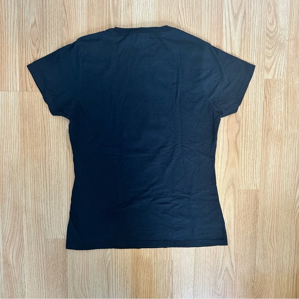 FRIENDS Happy Thanksgiving Graphic Tee Women’s Size Medium - Picture 2 of 4